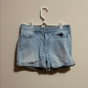 Women’s Old Navy light blue denim jean shorts